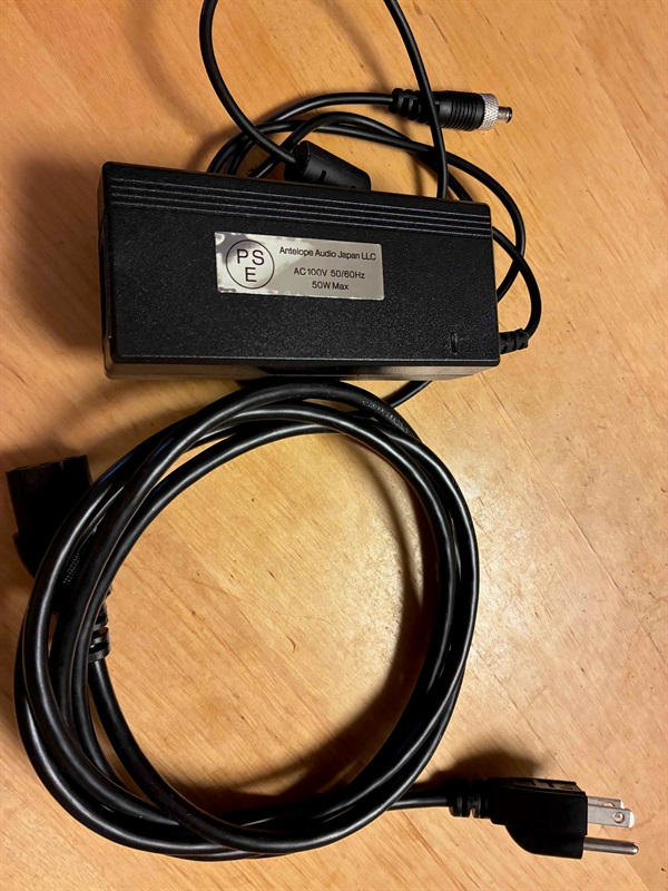 Antelope Audio Discrete 4 Synergy Coreの画像